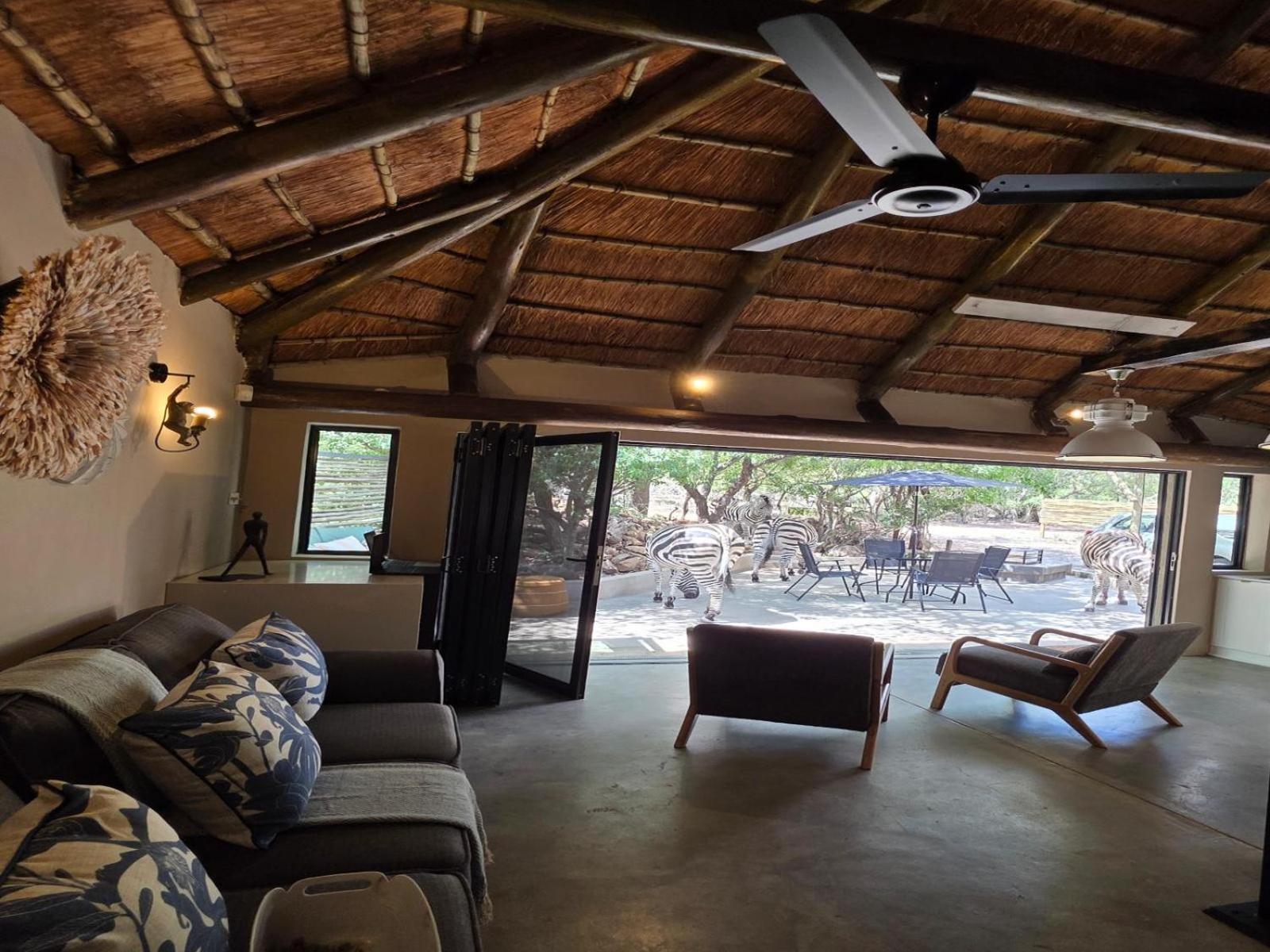 Croc Orvyll'S Kruger Lodge Marloth Park Exterior photo